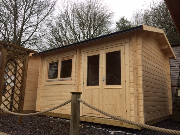 Садовий будиночок фото 1