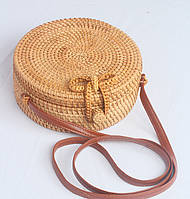 Кругла жіноча плетена сумочка з ротанга з Балі, бежевий колір ( код: IBG058M )