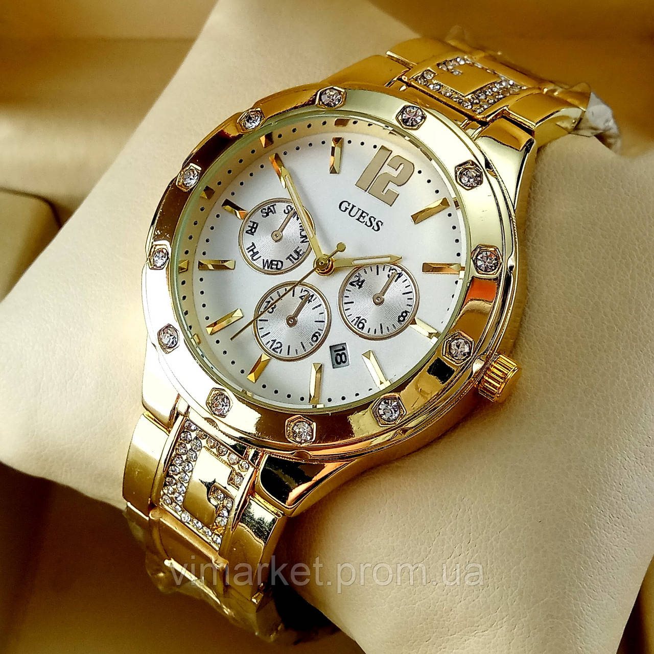 Жіночі кварцові годинники Guess А43 на металевому браслеті, золотого кольору, з сріблястим циферблатом, з датою