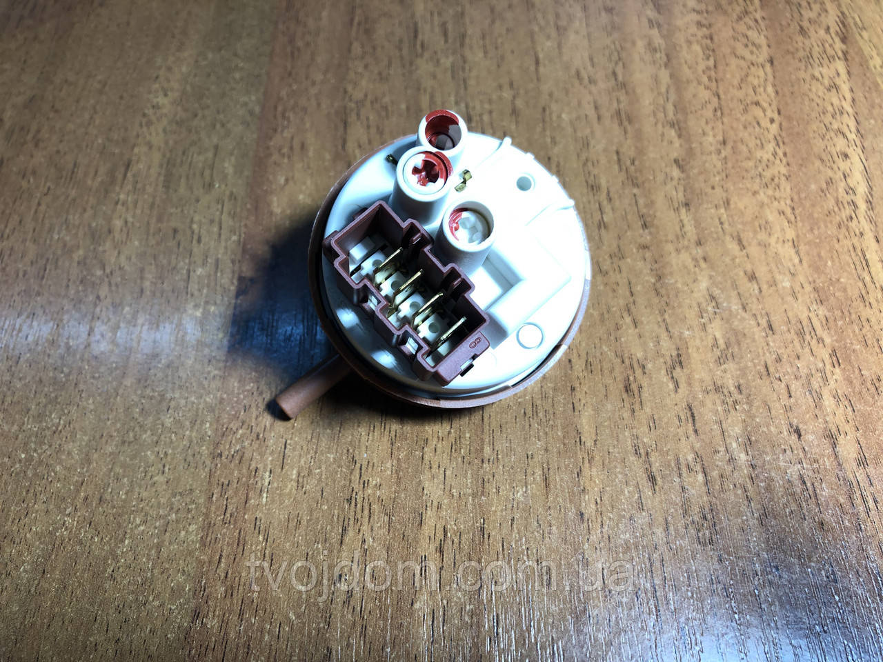 Реле рівня для пральних машин Ariston Indesit C00110328 (482000028462) (80-55-380)