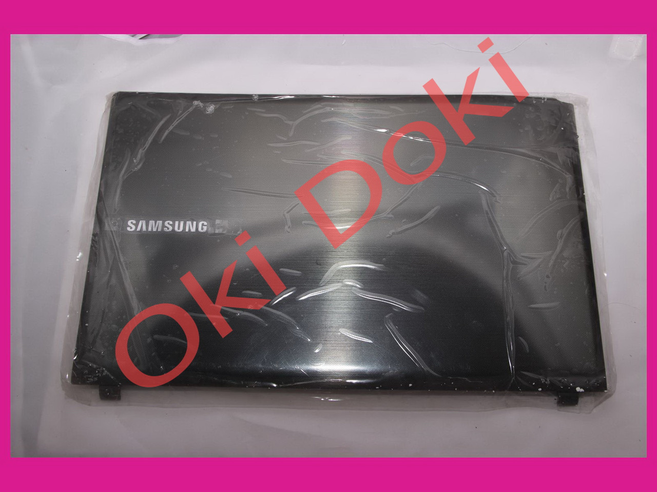 УЦЕНКА!!! Кришка дисплея для ноутбука SAMSUNG NP-R550P7C base75-03788b case A куточок верхній відломан