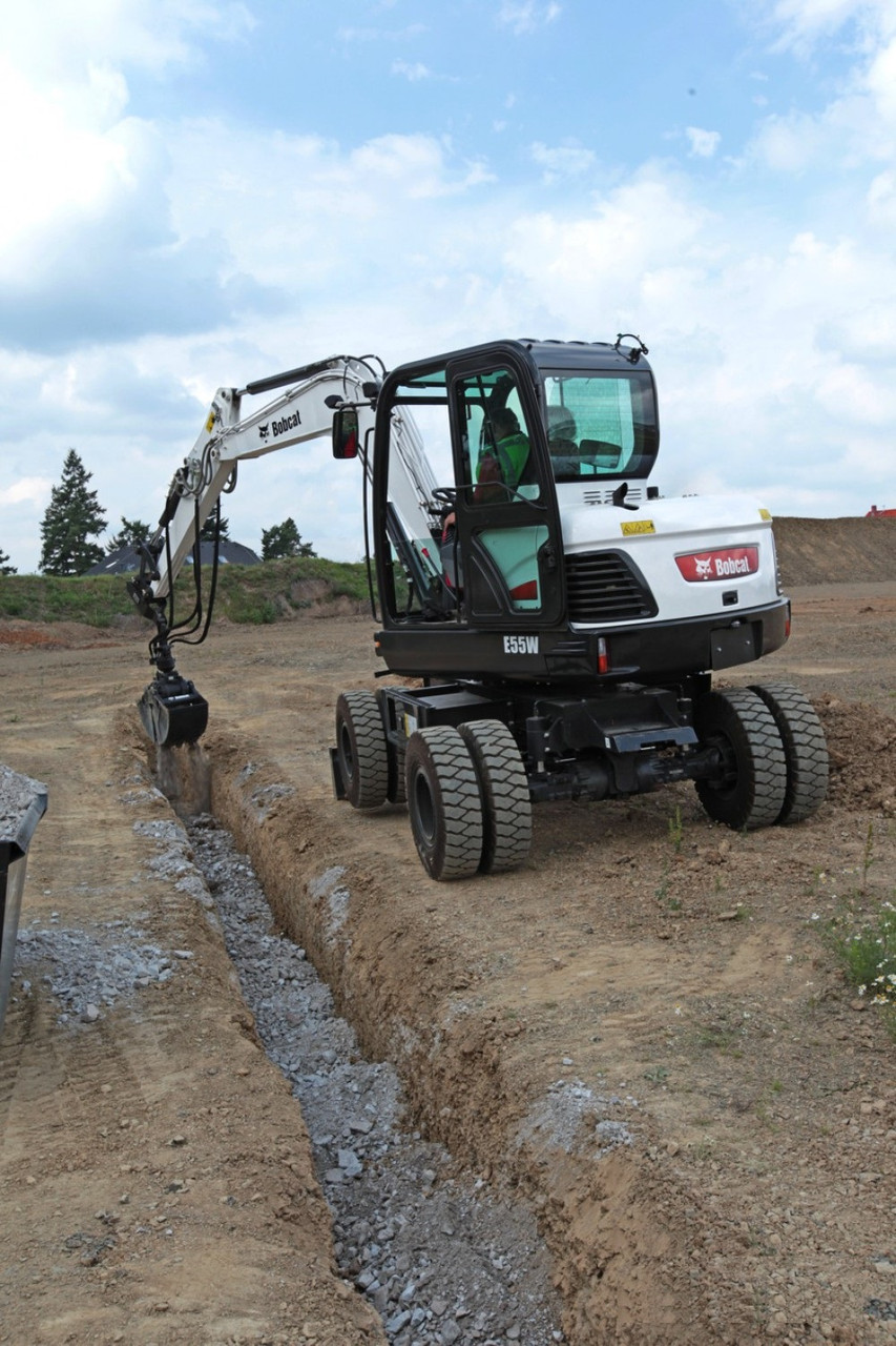 Міні-екскаватор Bobcat E55W, фото 1