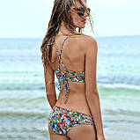 Купальник жіночий яскравий роздільний з тропічним принтом, розмір M, фото 3