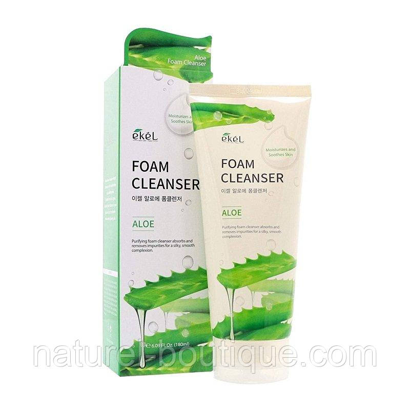Пінка очисна для обличчя Ekel Aloe Foam Cleanser з 
алое