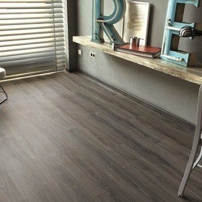 Ламінат Kaindl Classic Touch Standard Plank 1383х193х8 мм Дуб SIELA