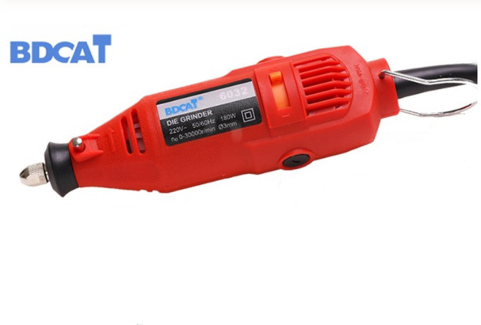 Міні-дриль гравер з насадками і адаптером Dremel Bdcat