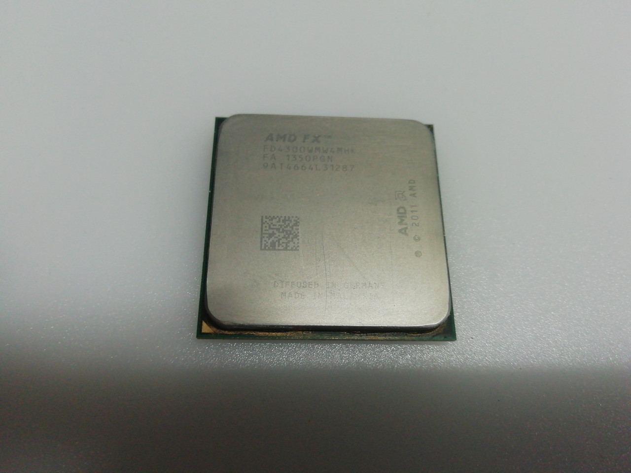 Процессор AMD FX-4300 black edition сокет AM3+. процессоры