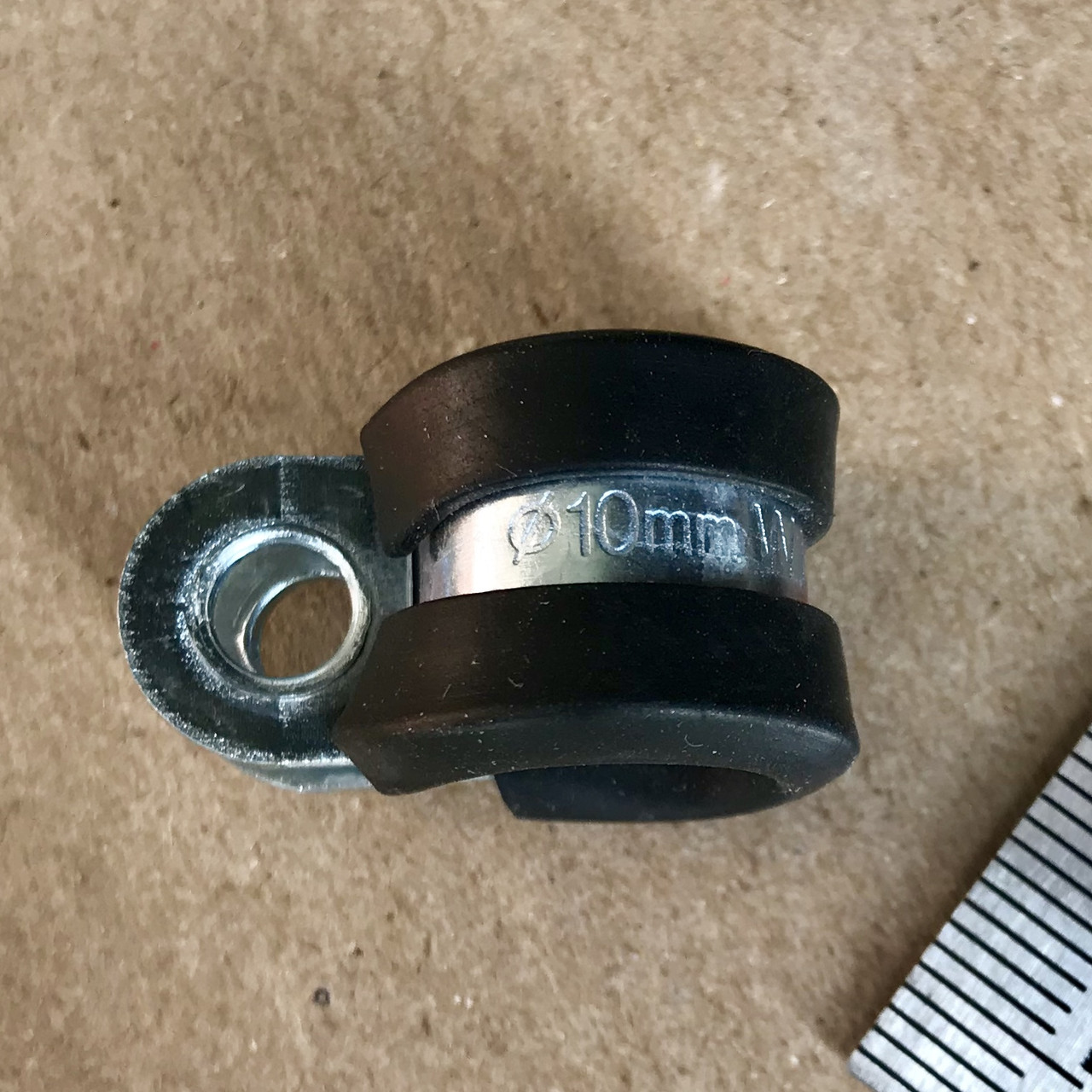 R-Хомут для труб сантехнічний d-10 обжимний з гумовою прокладкою DIN ...