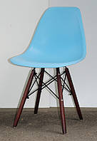 Стул Nik Walnut Eames DSW голубой 50 на деревянных буковых ножках в цвете орех, код 8643