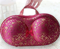 Органайзер — сумочка для бюстгальтерів (із сіточкою), рожевий у серця