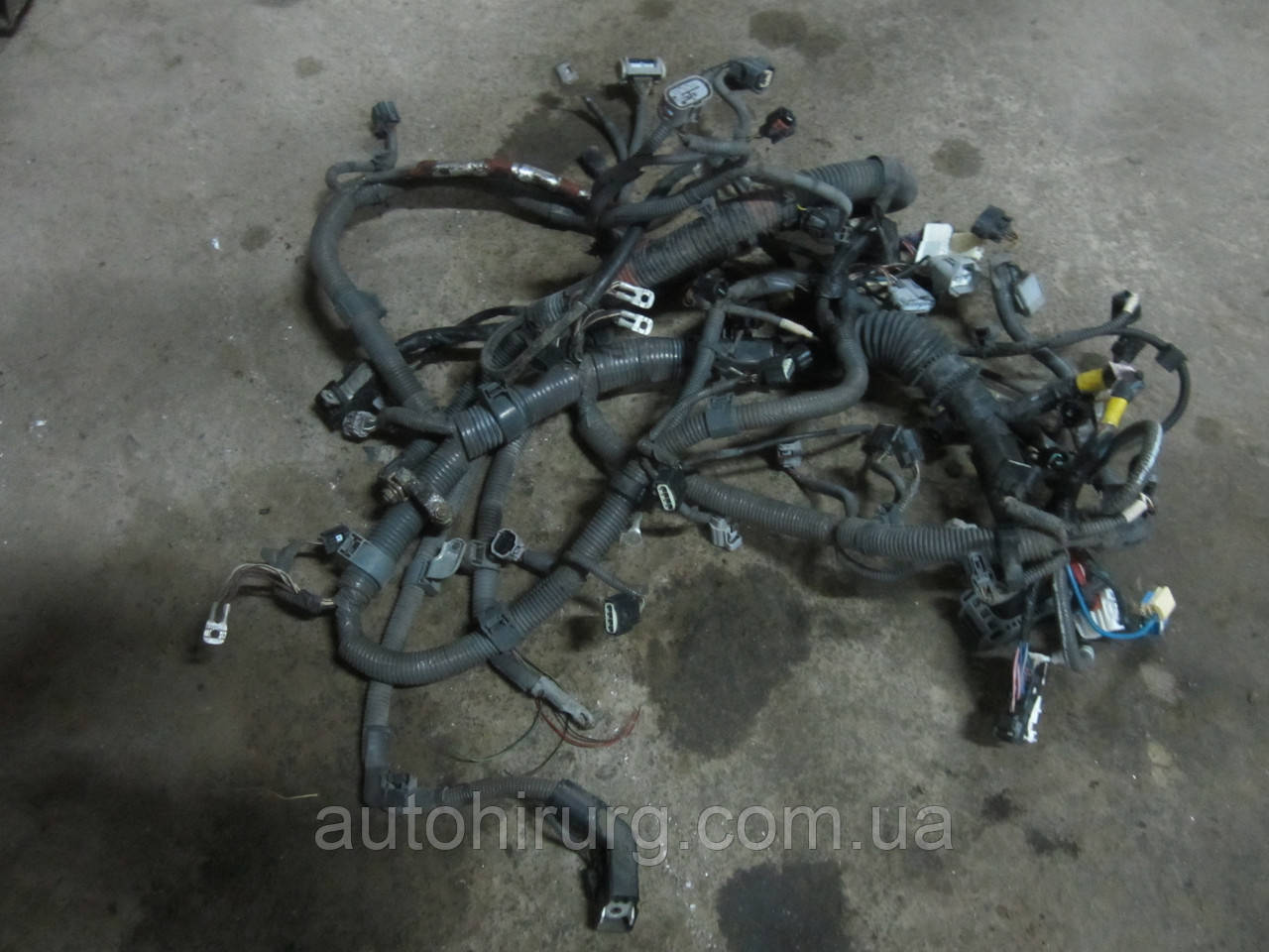 Проводка двигуна Toyota Sequoia (82121-0C180)