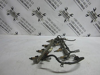 Паливна рампа Toyota Tundra (82126-34021 / 82127-34050)