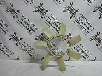 Крильчатка охолодження двигуна Toyota Tundra