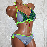 Розмір 36. Смугастий купальник для струнких дівчат, у синьо-білу смужку, на зав'язках зі стразами, з пушапом