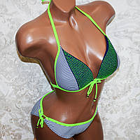 Размер 42. Стильный женский полосатый купальник, на завязках, с зелеными стразами, с пуш-ап