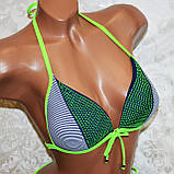 Розмір 44. Гарний жіночий смугастий купальник, на зав'язках, із зеленими стразами, з пушапом, фото 5