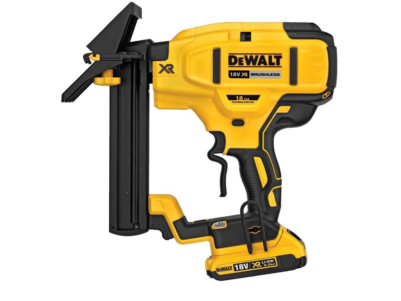 Акумуляторний гвоздезабівателі DeWALT DCN682D2