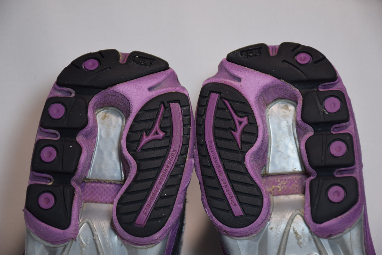 Mizuno wave on sale enigma 2 womens
