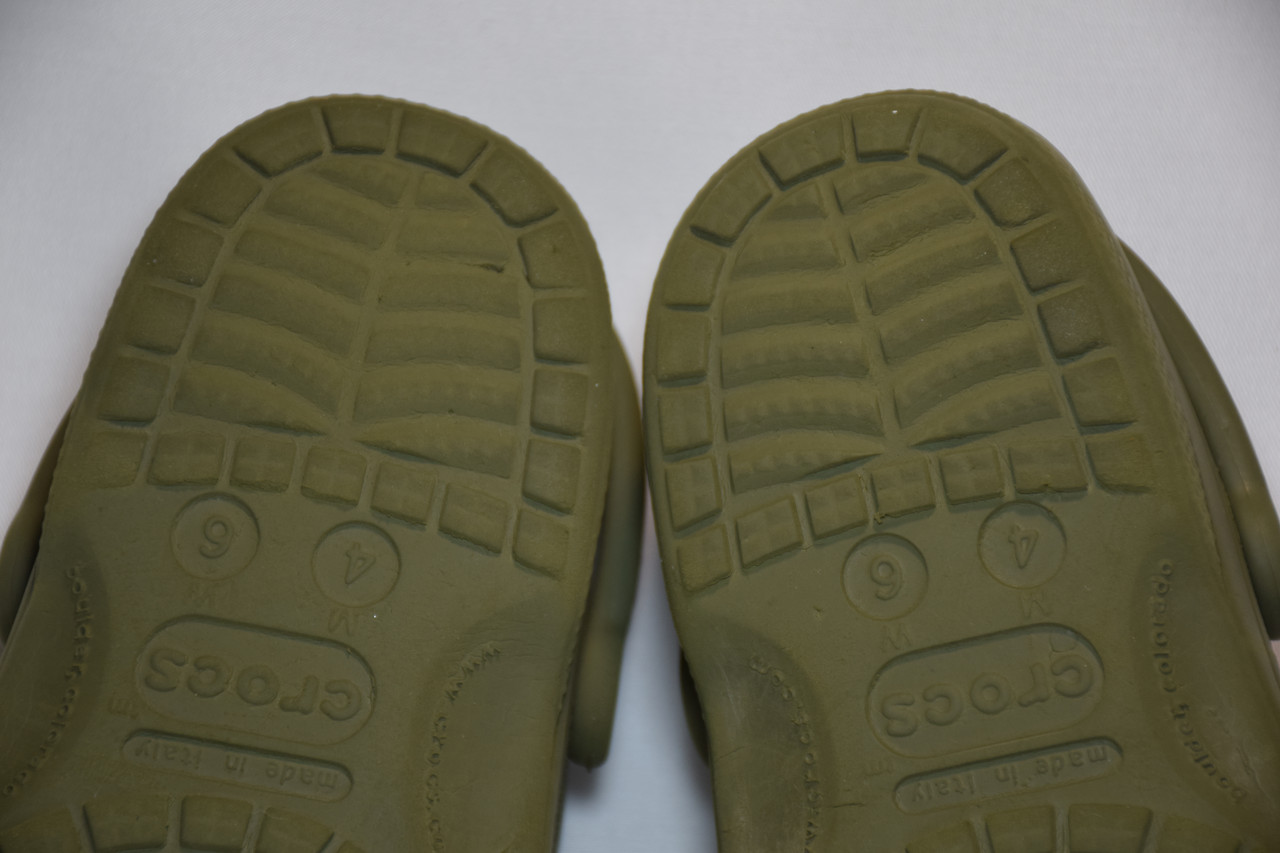 Crocs Baya Clogs Unisex. . . 36 37