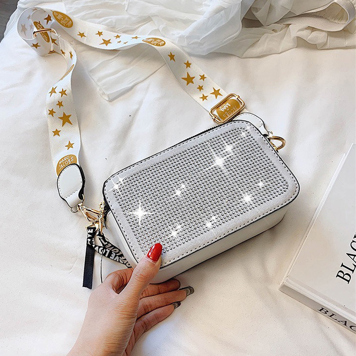 Модна жіноча сумка. Клатч жіночий у стилі Marc Jacobs з камінчиками (білий), фото 1