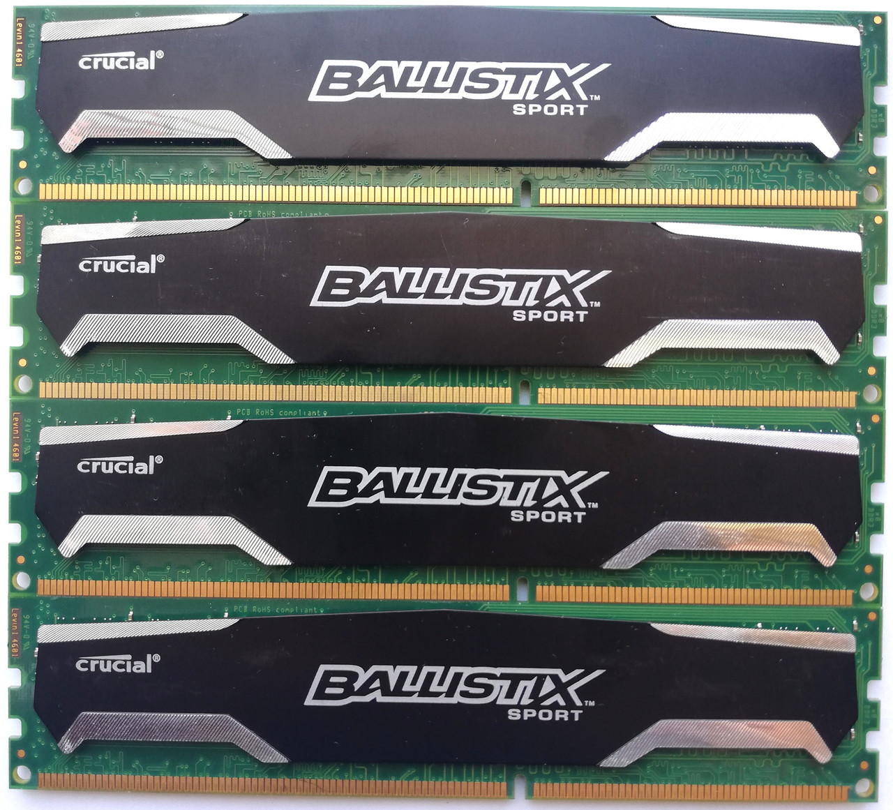 Комплект оперативной памяти Crucial Ballistix DDR3 16Gb (4x4Gb) 1333MHz 10600U CL9 2R8 (BLS4G3D1339DS1S00) Б/В