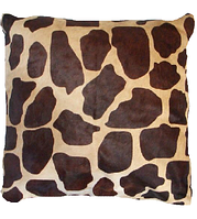 Декоративна подушка з принтом під жирафа