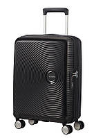 Маленький пластиковый чемодан American Tourister Soundbox