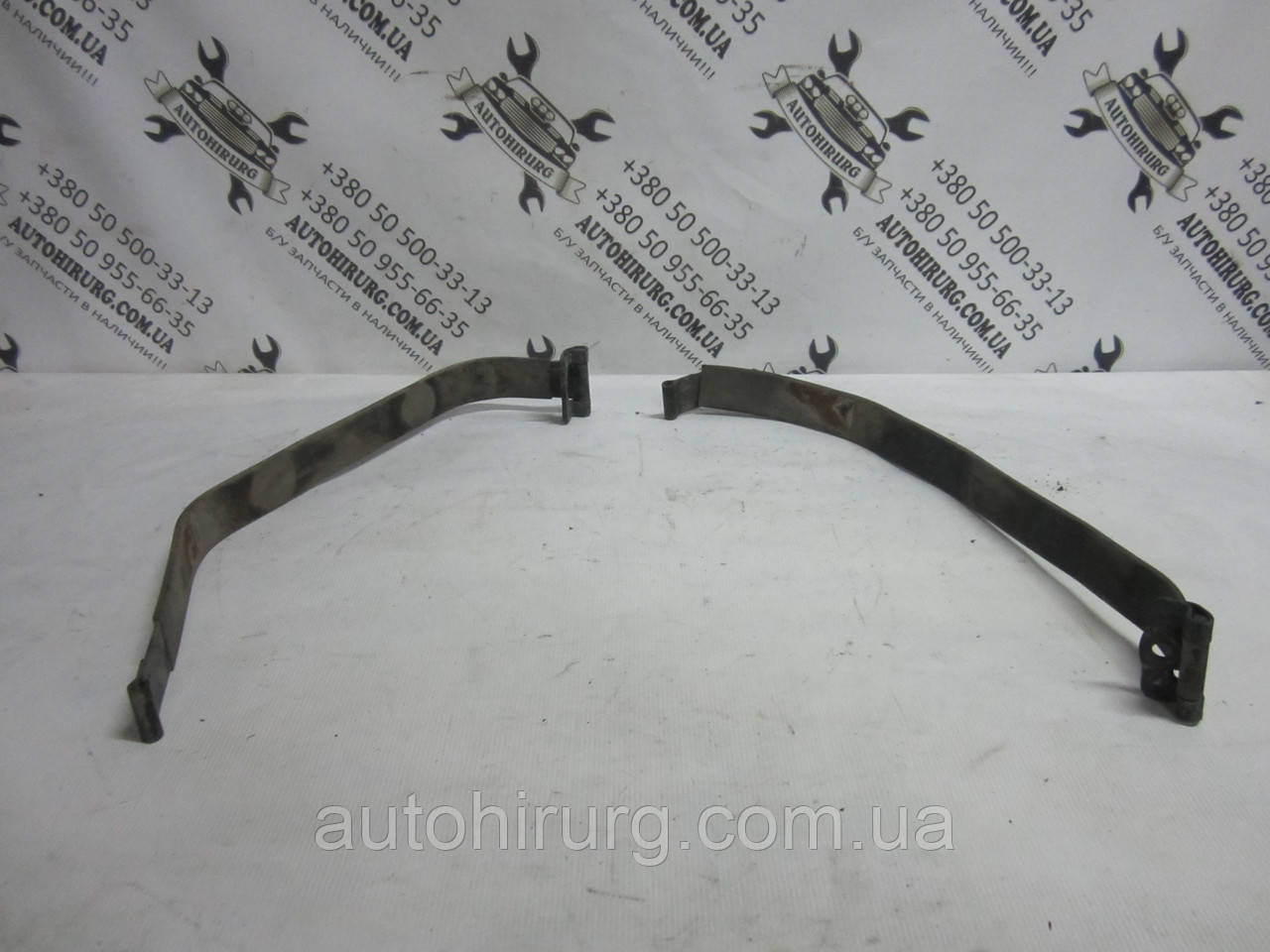 Кронштейн бензобака Toyota Tundra, фото 1
