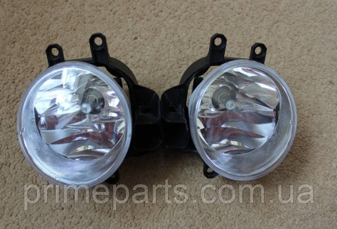 Протитуманка Toyota Corolla E180 туманки Тойота Королла, фото 1