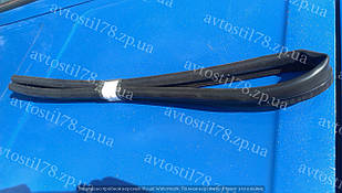 Ущільнювач капота 2103,2106 (задній)