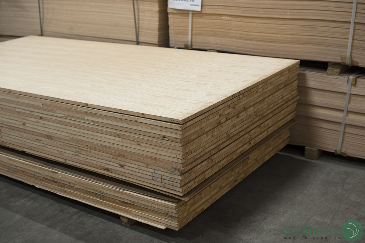 Столярна плита, шпонована дубом, 39 мм, 2,10х0,9 м, ґатунок I/II / 1,89 кв.м.