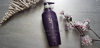 Регенеруючий шампунь від випадіння волосся Daeng Gi Meo Ri Vitalizing Shampoo 300 ml