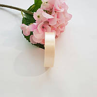 Стрічка атласна 2 см/33 м "Вершковий"