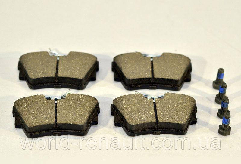 LPR 05P946 — задні гальмівні колодки на Рено Трафік III R9M 1.6dci з 2014г.