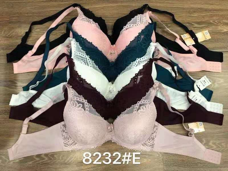 Донафен тонкий поролон із мереживом