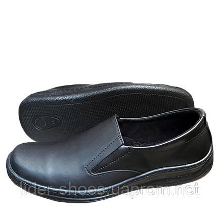 Чоловічі туфлі Slip чорного кольору