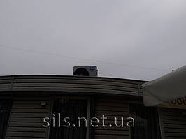 Установка Кондиционера Midea MSMA-24HRN1-I/MSMA-24HRN1-O серия Blanc в одном из кафе г.Запорожье 3