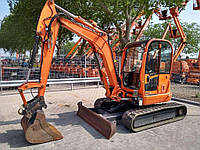 Мини-экскаватор JCB 8050 ZTS.