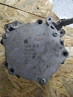 Вакуумний насос 2.0 tsi audi