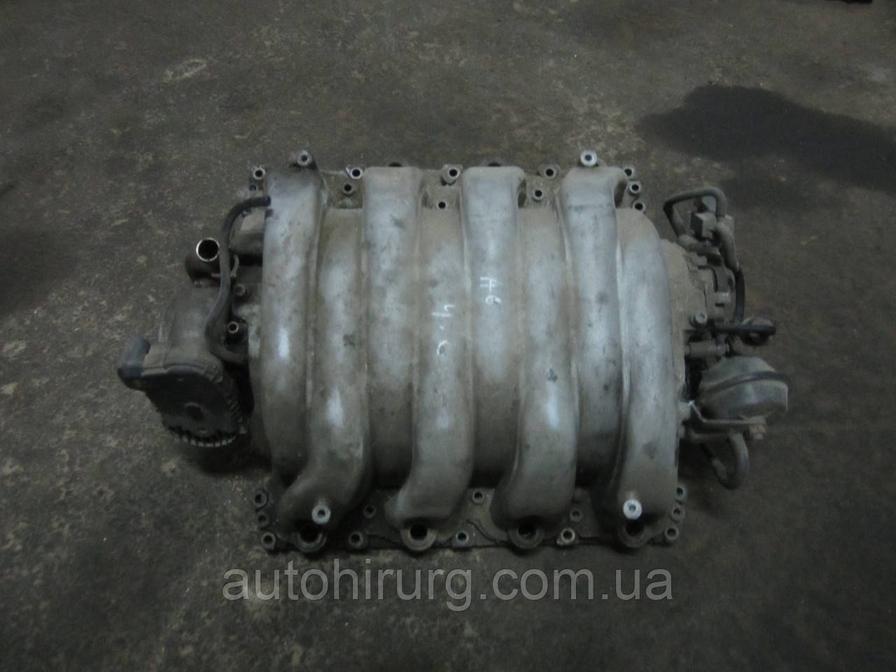 Впускний колектор AUDI A6 C5 (077133186)