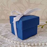 Бонбон'єрка коробочка з кришечкою синя зі складанням і зі стрічкою
