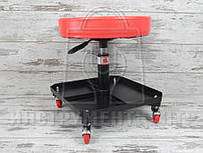 Стілець автослюсаря регульований TORIN TR6201 (з інструментальної полицею)