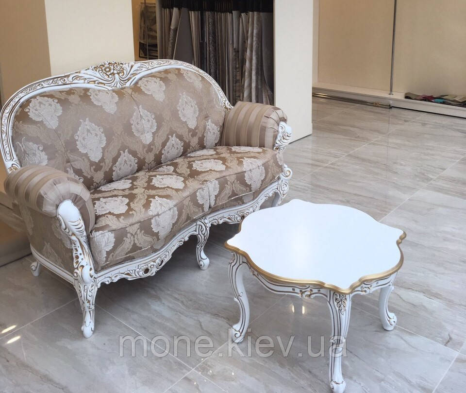 Диван "Ніка" — 2-місний з елементами ручної різі.