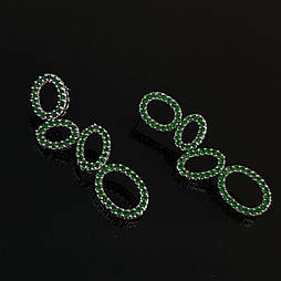 Довгі сережки. Недорога вечірня біжутерія