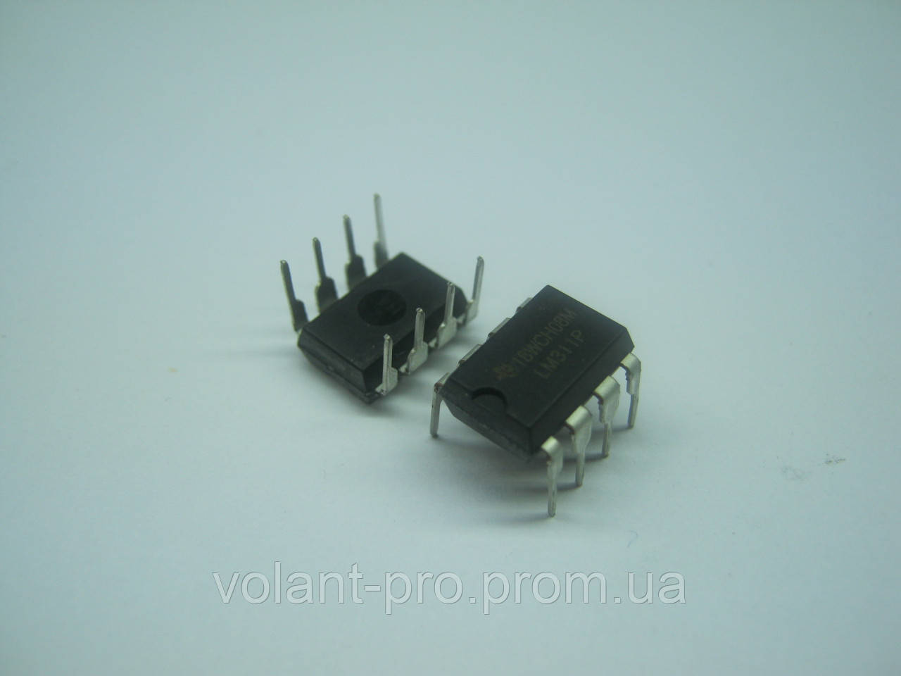 Мікросхема LM311P, DIP-8 TI, Китай