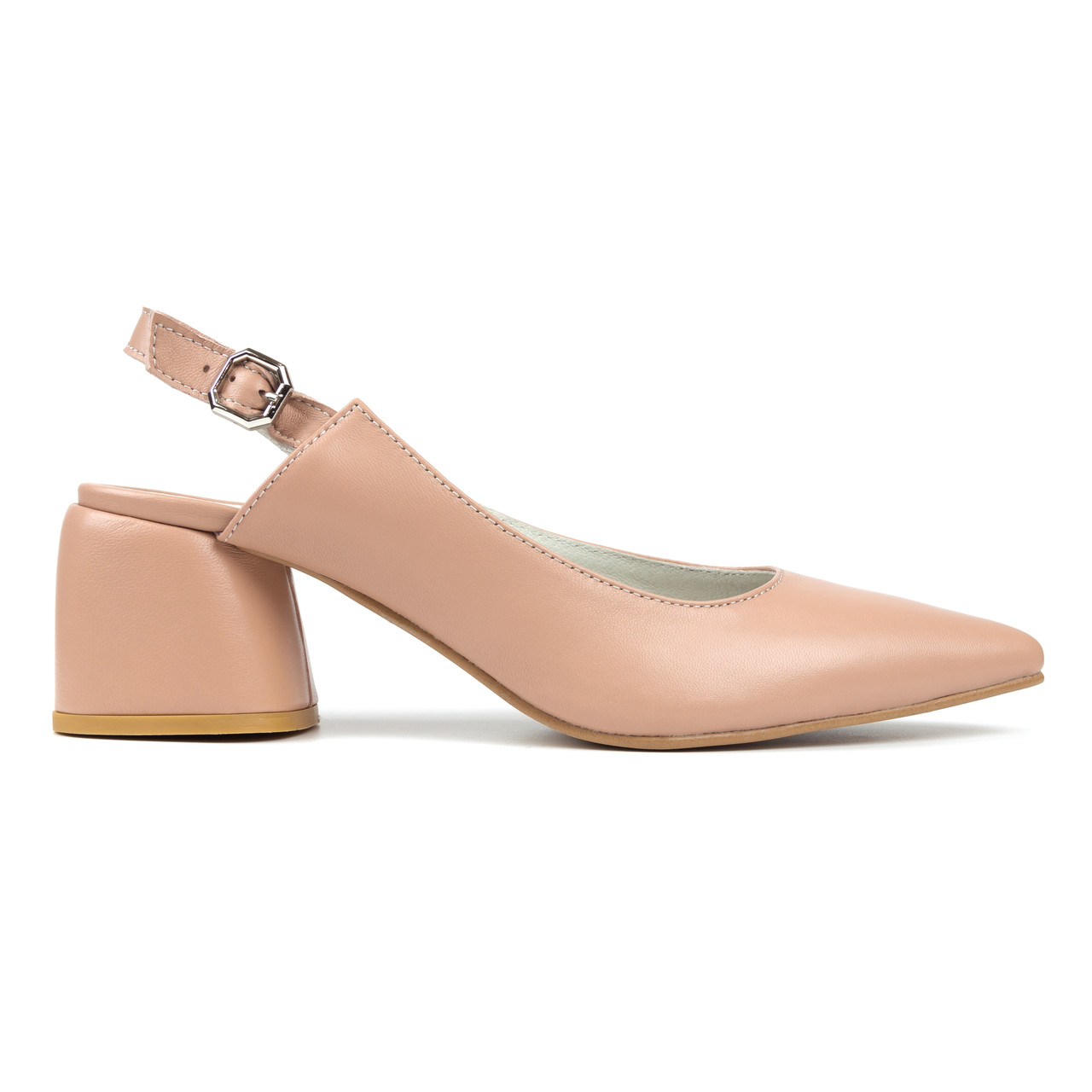 Лаконічні шкіряні босоніжки 38-40 woman's heel бежеві на стійкому каблуці з закритим носком