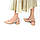 Лаконічні шкіряні босоніжки 38-40 woman's heel бежеві на стійкому каблуці з закритим носком, фото 4