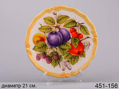 Декоративна тарілка Сливи 21 см 451-156 настінна керамічна декор на стіну фрукти