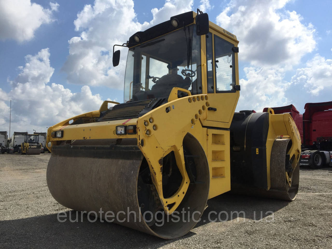 Тандемний каток Bomag BW 202 AD-4.