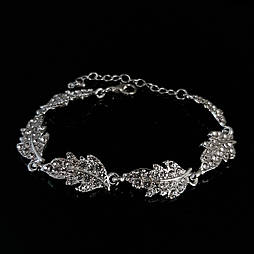 Гарний браслет з камінчиками